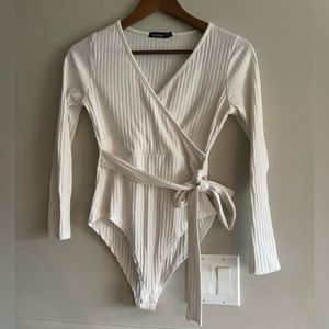 🌸 Boohoo 🌸 ribbed wrap bodysuit
